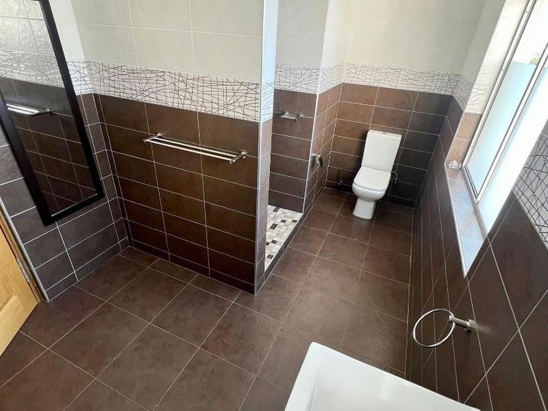 Eros- For Sale- N$5 200 000 - Photo 9