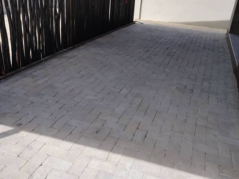 Ongwediva Ext 6 - Family Home For Sale - Photo 2