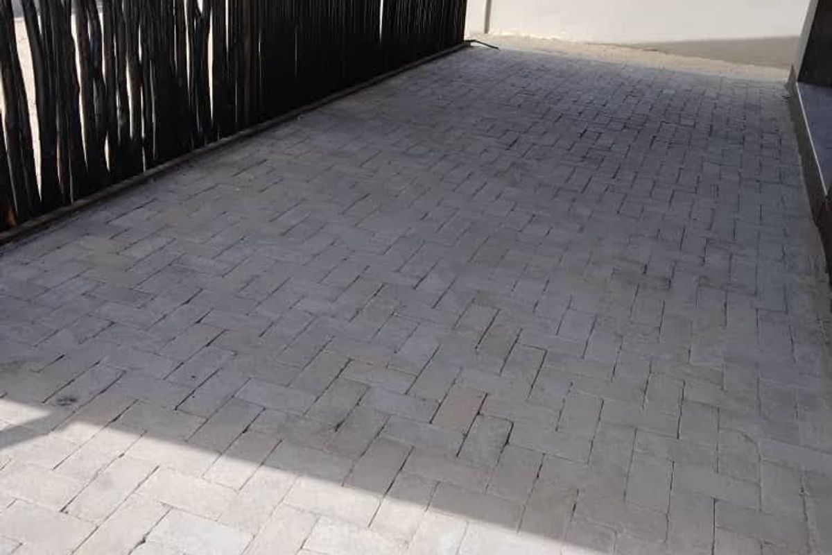 Ongwediva Ext 6 - Family Home For Sale - Photo 2