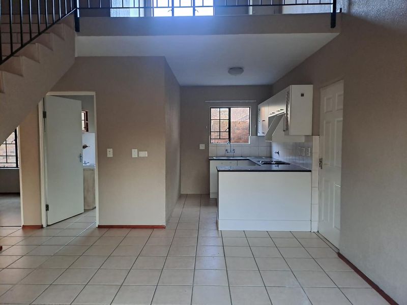 For Sale – Charming 2 Bedroom Duplex with Loft in Secure Highveld Complex - Photo 3