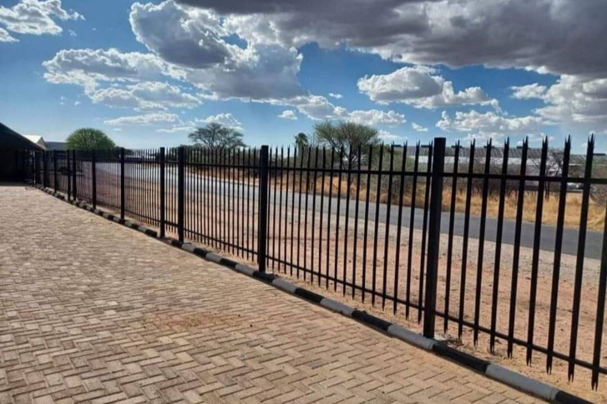 Industrial/Commercial property for sale in Okahandja - Photo 4