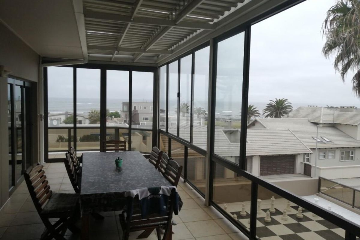 Connoisseurs Mansion with Seaview - Photo 5
