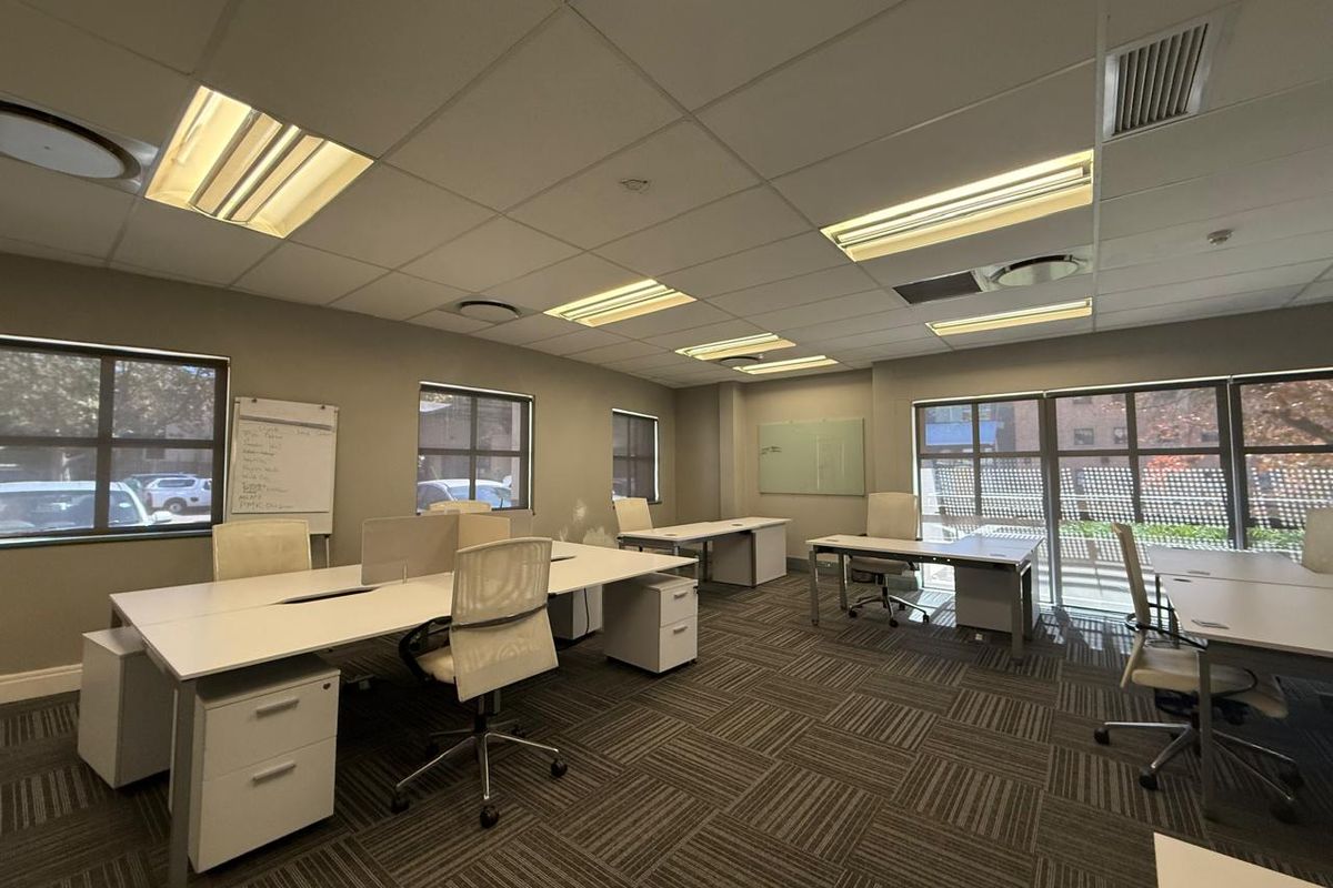 Office Space to Let – 16 Fricker Road, Illovo - Photo 5