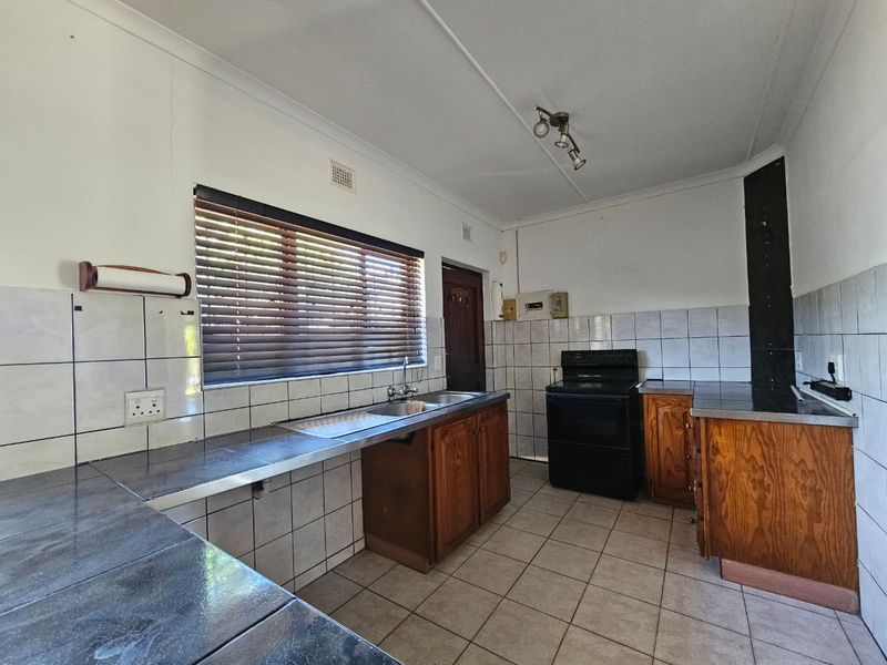 3-Bedroom Home with Private Pool in Wild en Weide - Photo 4