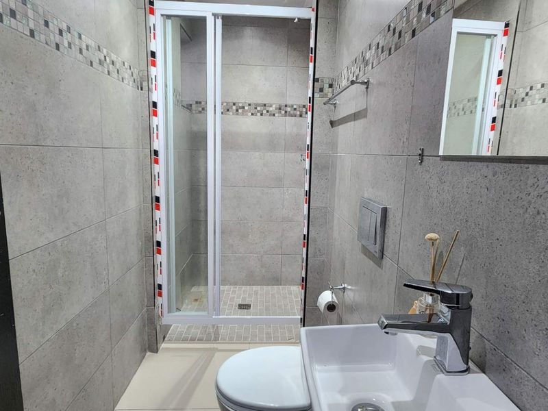 Your Dream Family Home Awaits! - Photo 10