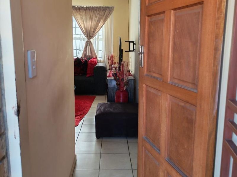 Flat for sale - Bargain. - Photo 2