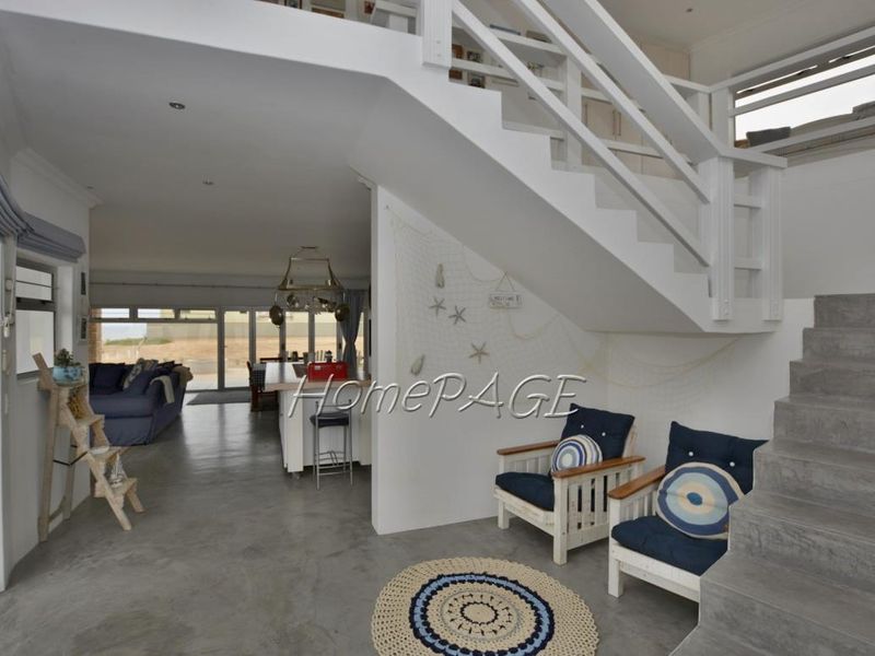 Ext 10, Henties Bay:  Stunning 3 Bedr Beachfront Beauty is for Sale - Photo 4