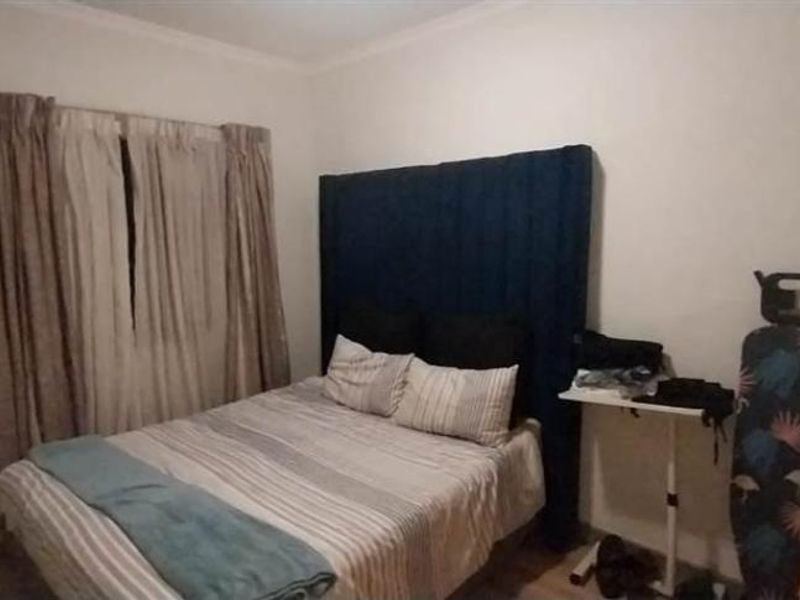 Stunning apartment In Summerset complex In midrand - Photo 9