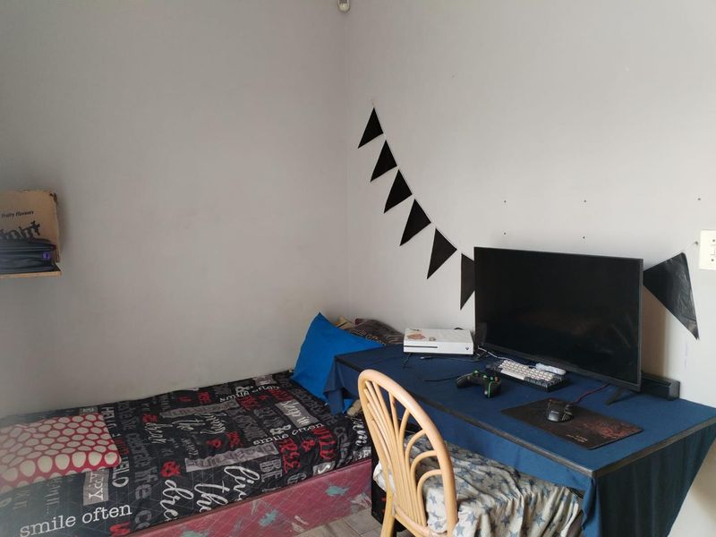 Wow what a catch... - Photo 6