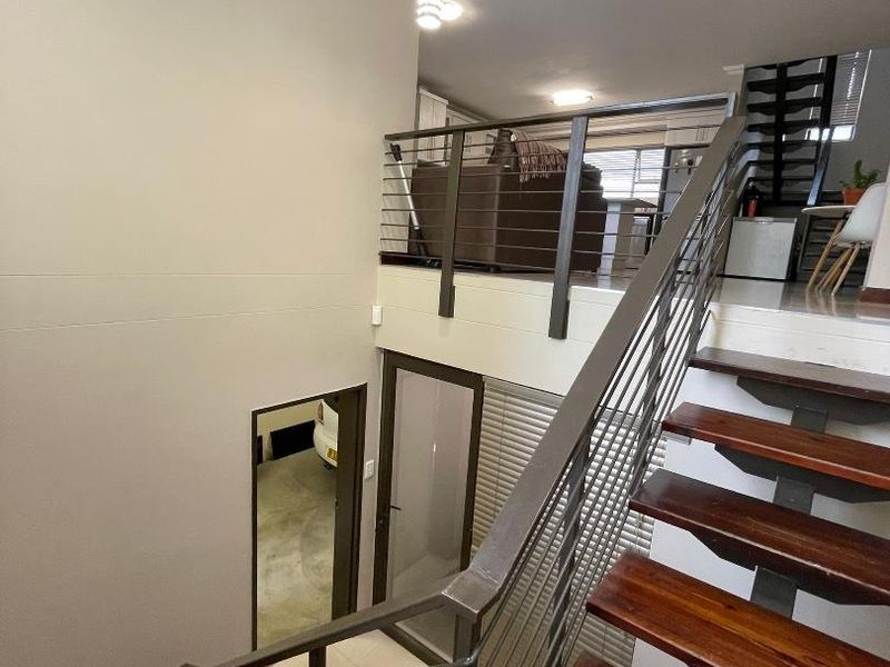 TOWNHOUSE FOR SALE - CENTRAL WINDHOEK, NAMIBIA - Photo 8