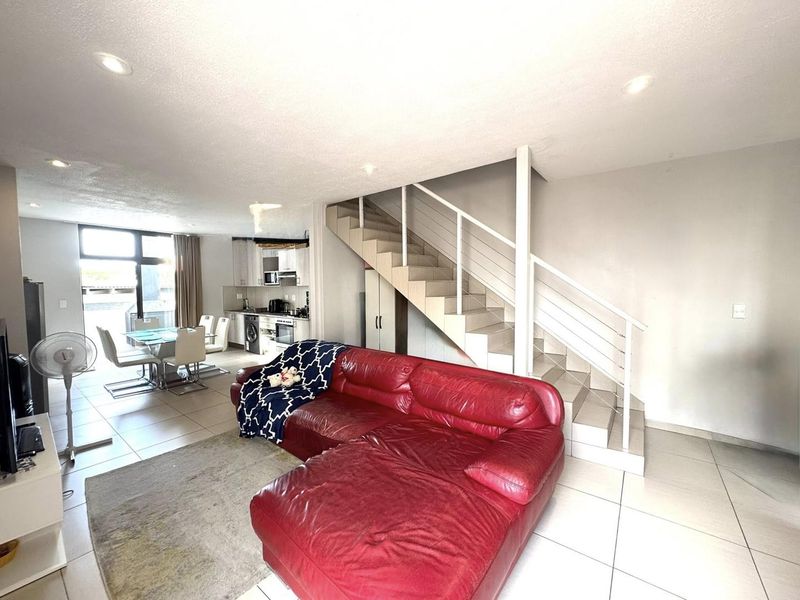 2 Bedroom Townhouse For Sale In Elisenheim - Photo 3