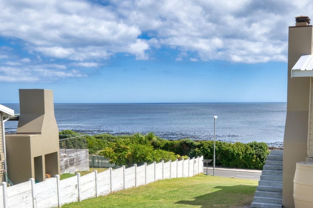 Scenic Vacant Stand on road away from the shoreline - Photo 4