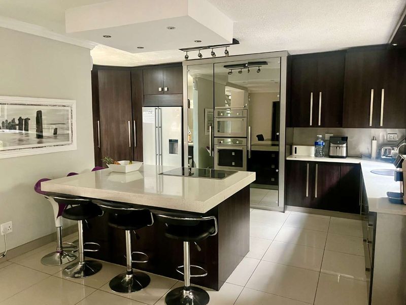 FOR SALE | N$5 850 000 | 4-Bedroom | Windhoek Country Club - Photo 4