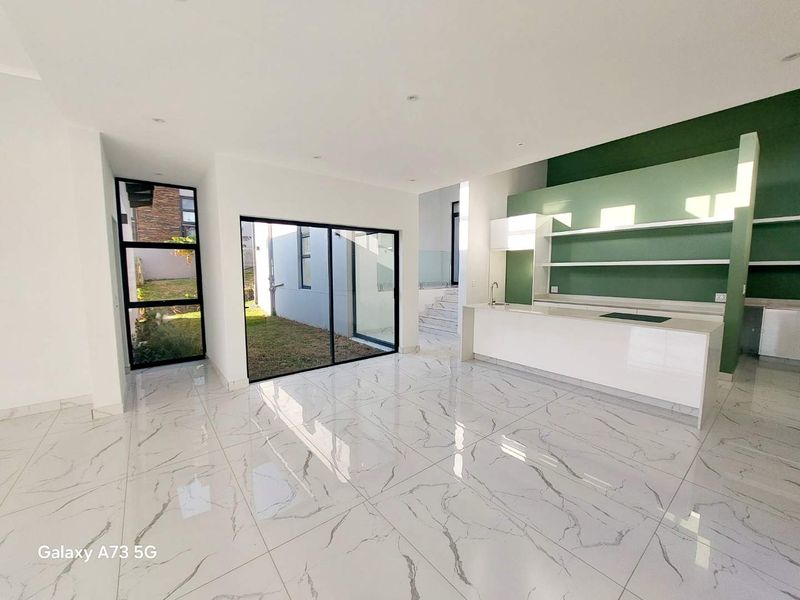 Beautiful Brand New Home For Sale in Palm  Lakes Estate - Photo 8