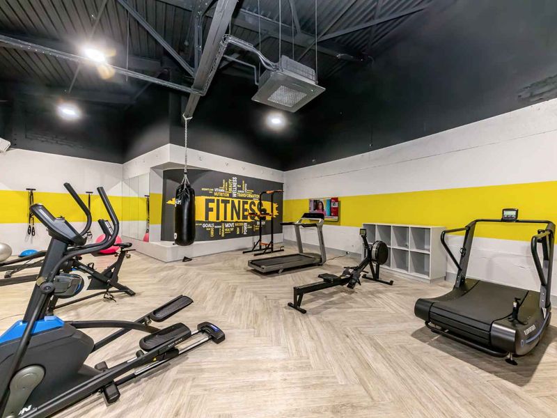 Airbnb Gold in ONE THIBAULT - Photo 7