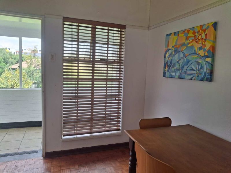 A CHARMING SEMI-FURNISHED TWO BEDROOM APARTMENT - Photo 2