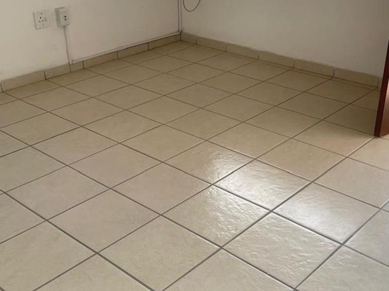 Apartment For Sale - Photo 2