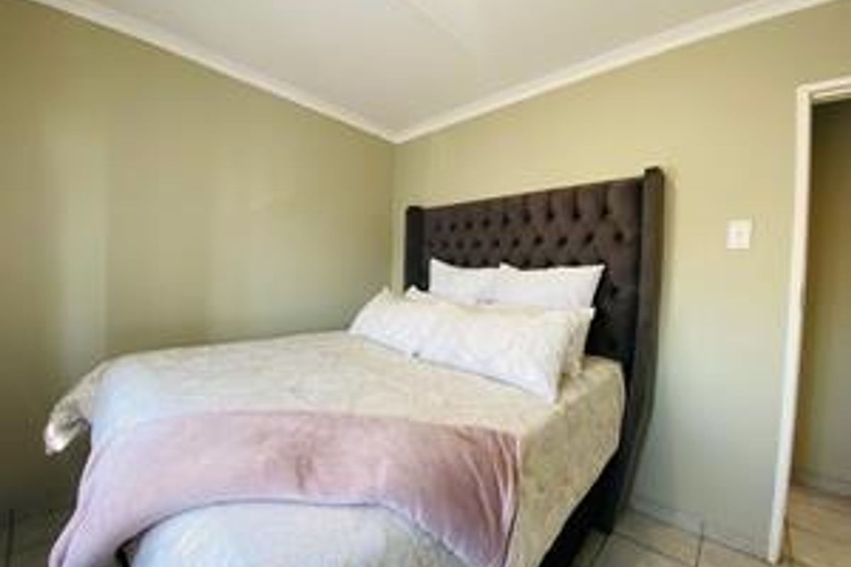Modern 2 Bedroom Apartment in the heart of Sky City - Photo 2