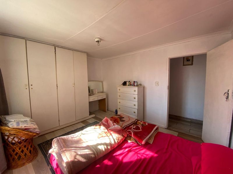 house for sale - Photo 8