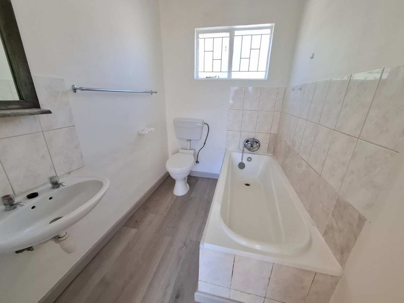 Affordable double story townhouse - Photo 6