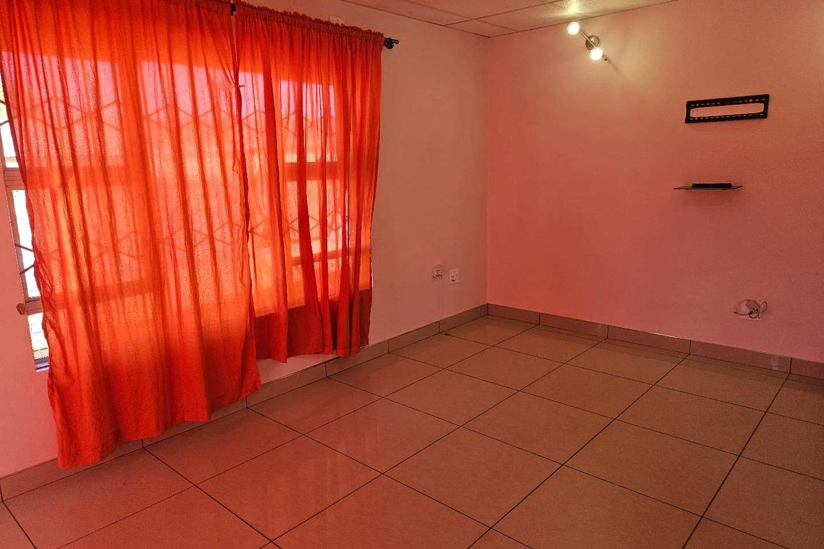 Modern family house in Floors - Photo 3