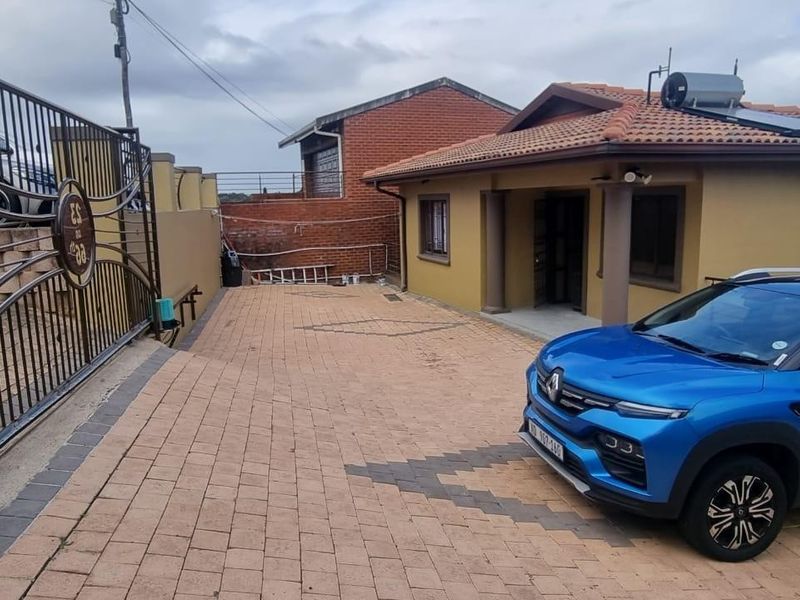 3 Bedroom house for sale in Umhlatuzana - Photo 3