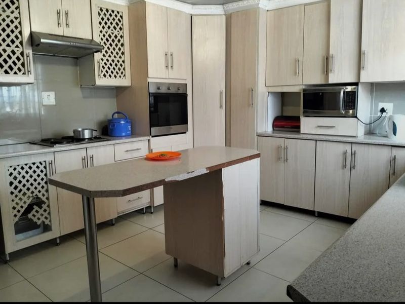 Charming 3 bedrooms house for sale in Soshanguve South - Photo 5