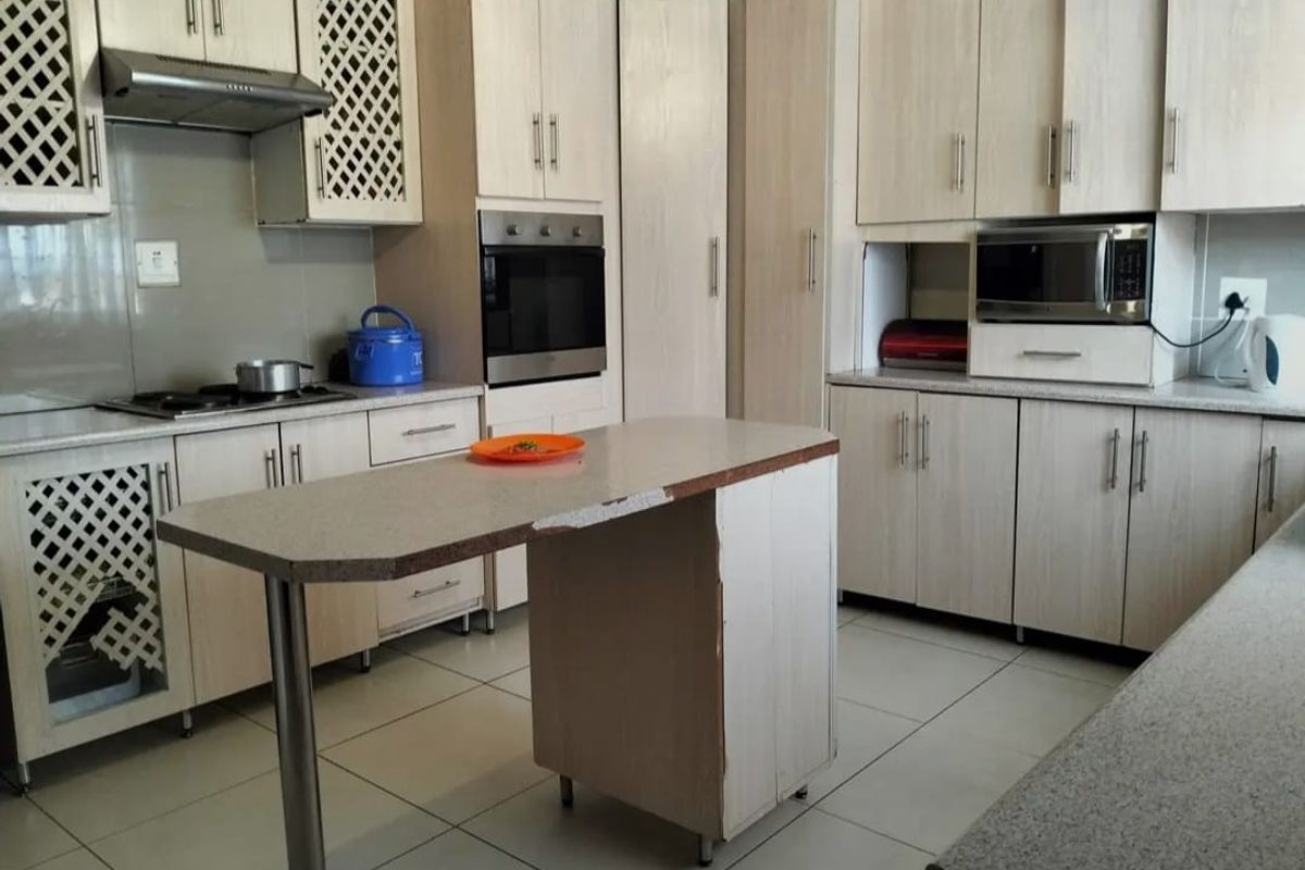 Charming 3 bedrooms house for sale in Soshanguve South - Photo 5