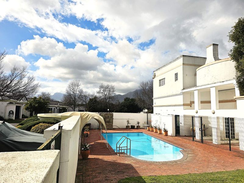 3 Bed converted to a 2 Bed Unit for more space - Photo 5