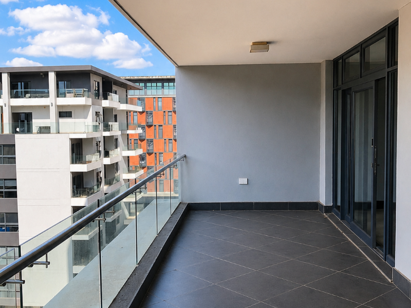 Modern 2 Bedroom/ 2 Bathroom Apartment for Sale - Photo 3