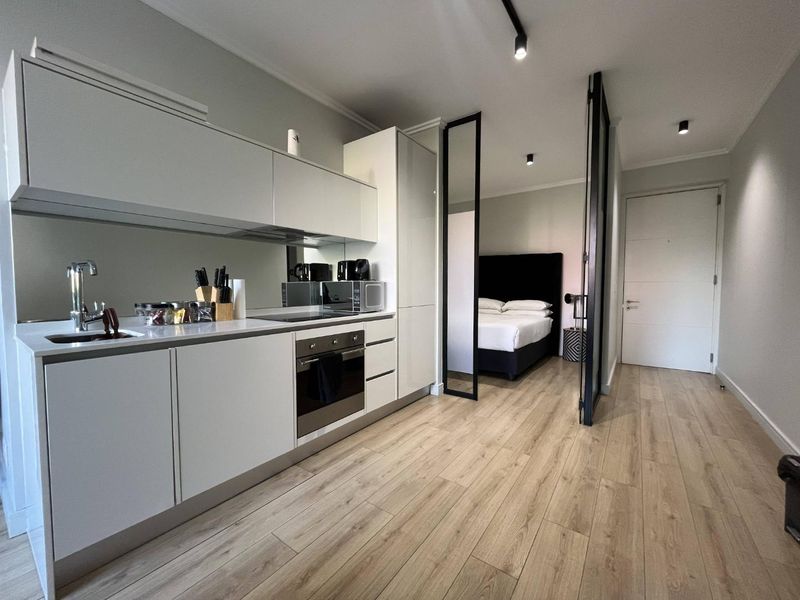 Fully furnished one bedroom, executive apartment for rent at Ellipse - Photo 7
