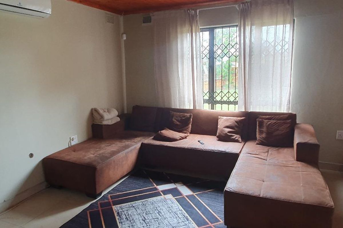 Brackenham Rental – Available 1 Dec 2025 - Photo 4