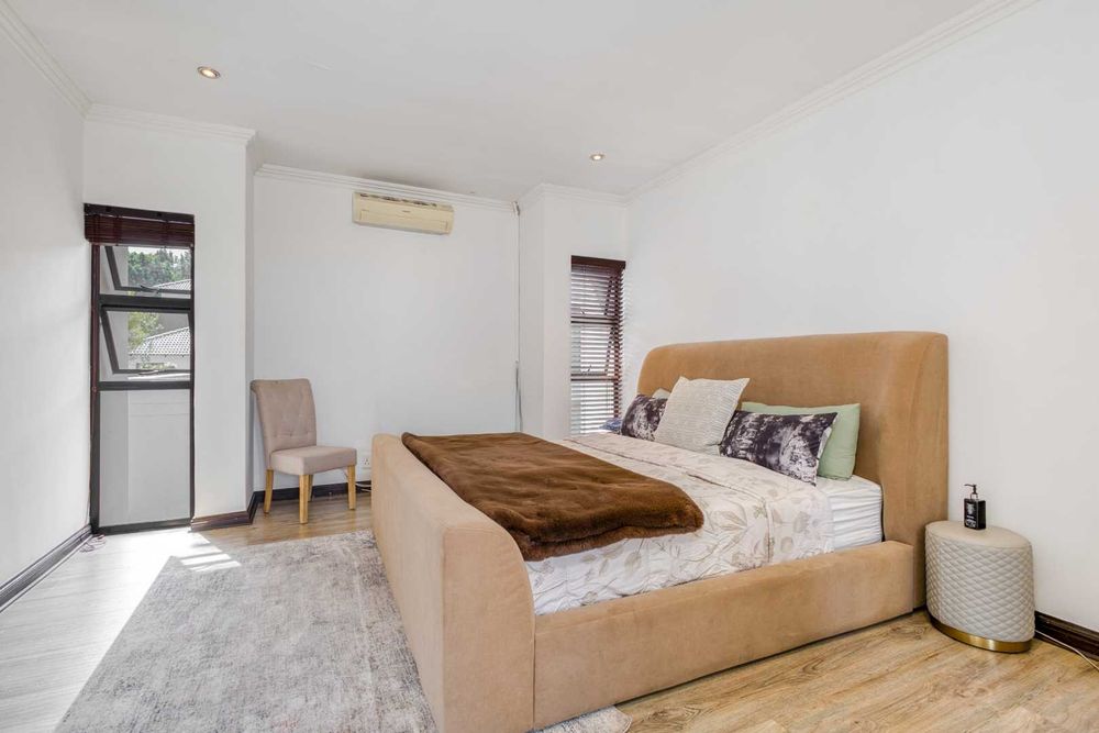 Study or 4th bedroom