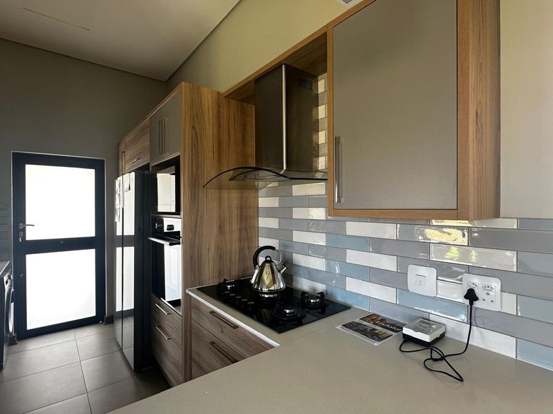 Modern Townhouse in Wild Olive Retirement Village - Photo 2