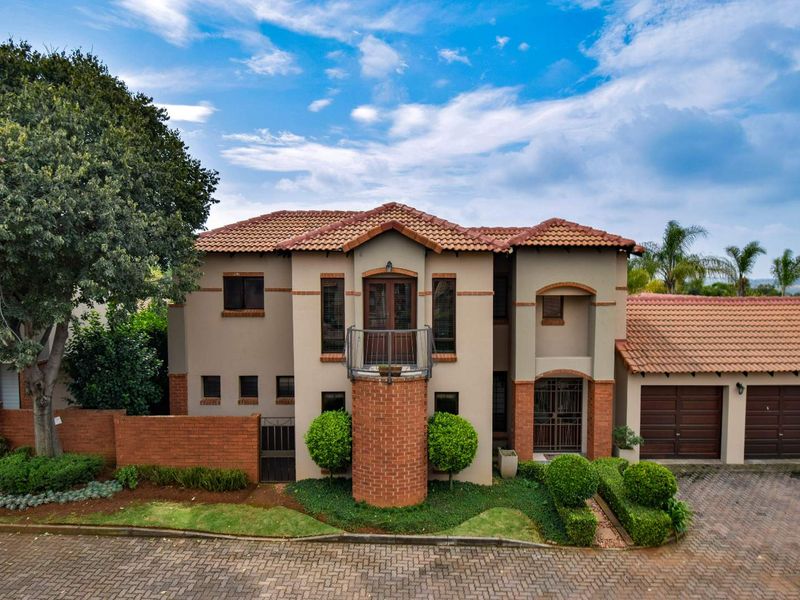 A PERFECT PLACE TO CALL HOME! - Photo 1