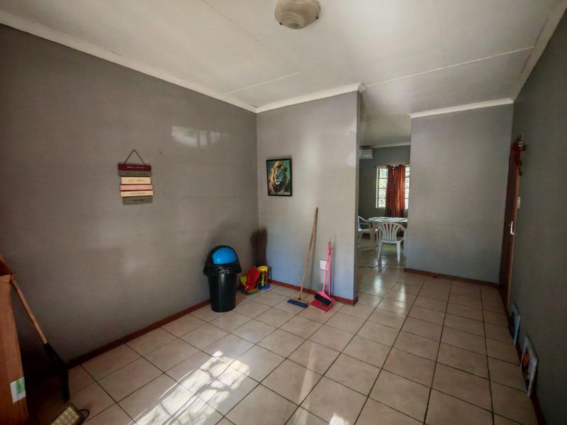 Rental House Available In Steelpoort - Photo 2