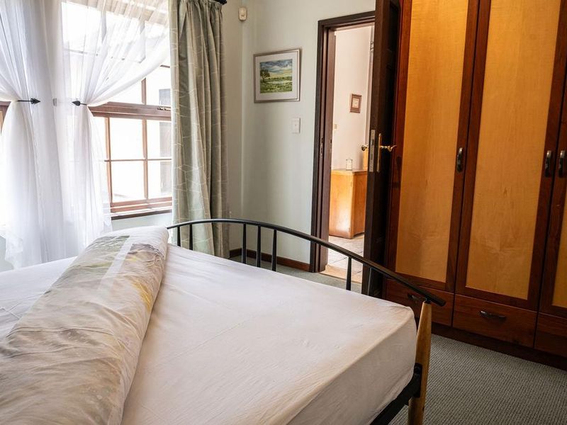 Classic Family Home with Flatlet for Sale in Kramersdorf - Photo 7