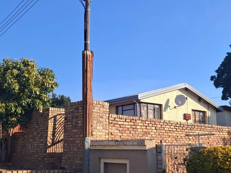 BEAUTIFUL HOME - Photo 6