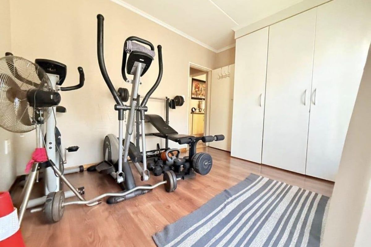 2 Bed Apartment for Sale - Photo 4