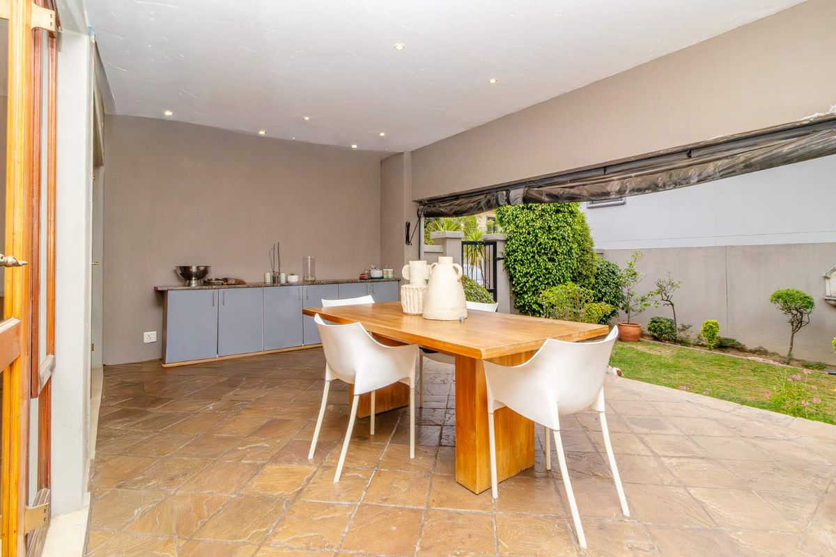 Spacious Family Cluster in Secure Estate! - Photo 4