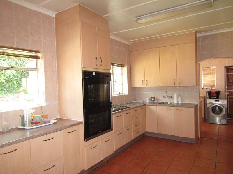 On-Show Sunday 10th May 2pm to 4pm - Photo 4
