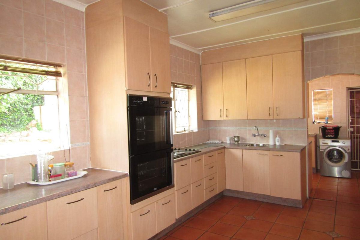 On-Show Sunday 10th May 2pm to 4pm - Photo 4