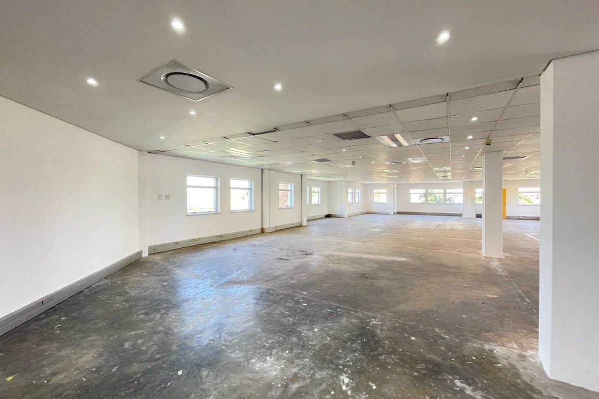 Retail in Mount Edgecombe - Photo 2