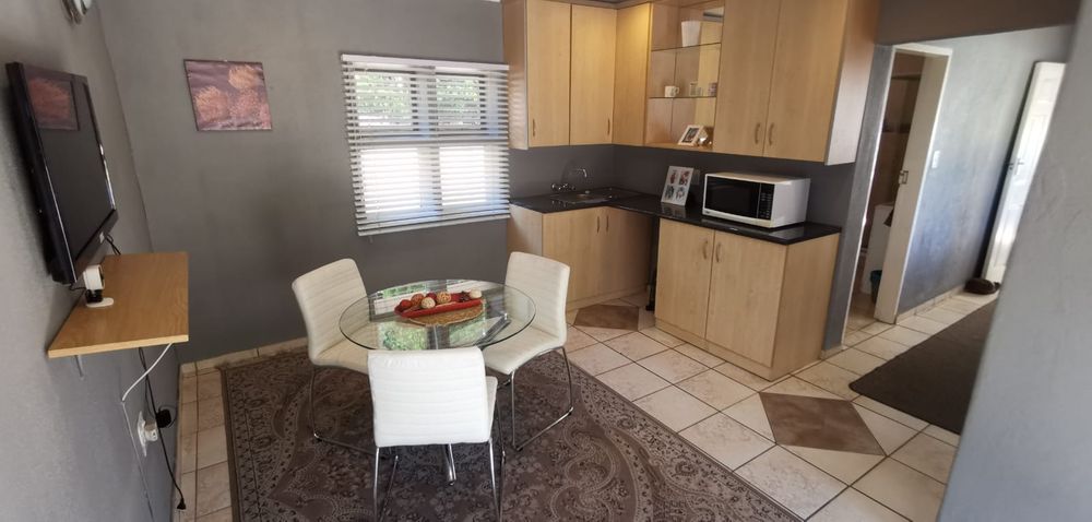 Flatlet Kitchen 