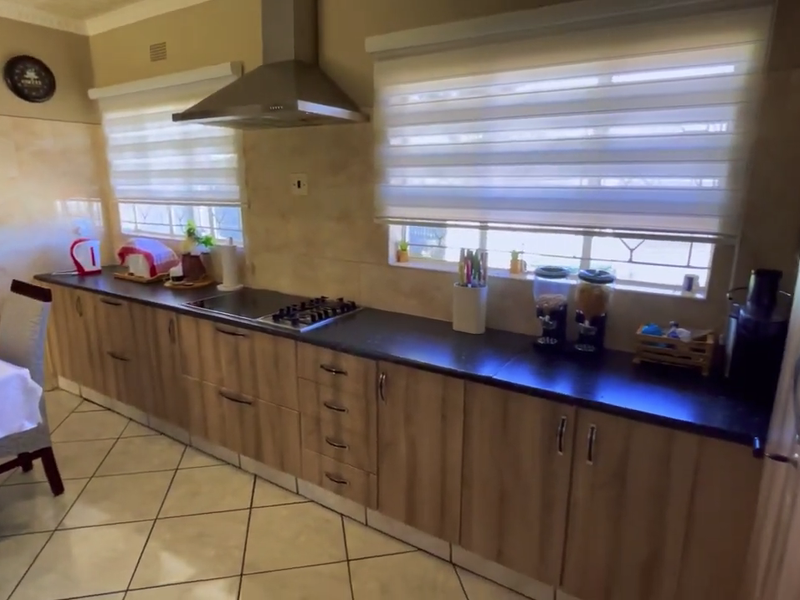 House for Sale in Alberton - Photo 7