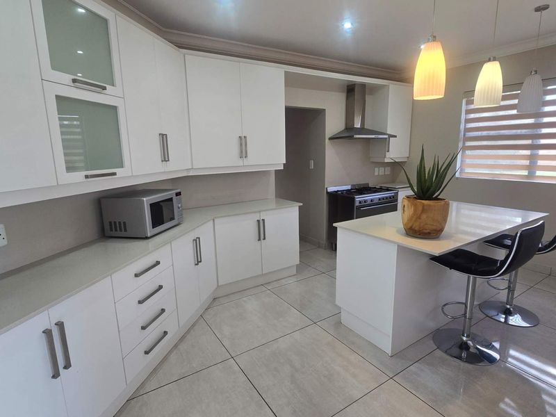 Midstream Meadows modern double storey - Photo 6