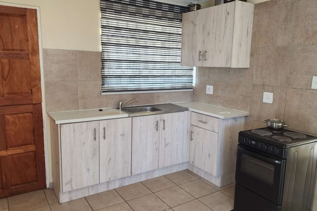 Home Sweet Home in Platinum Village - Photo 5