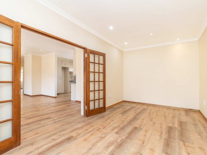 Stunning Townhouse in sought-after Retirement Village - Photo 4