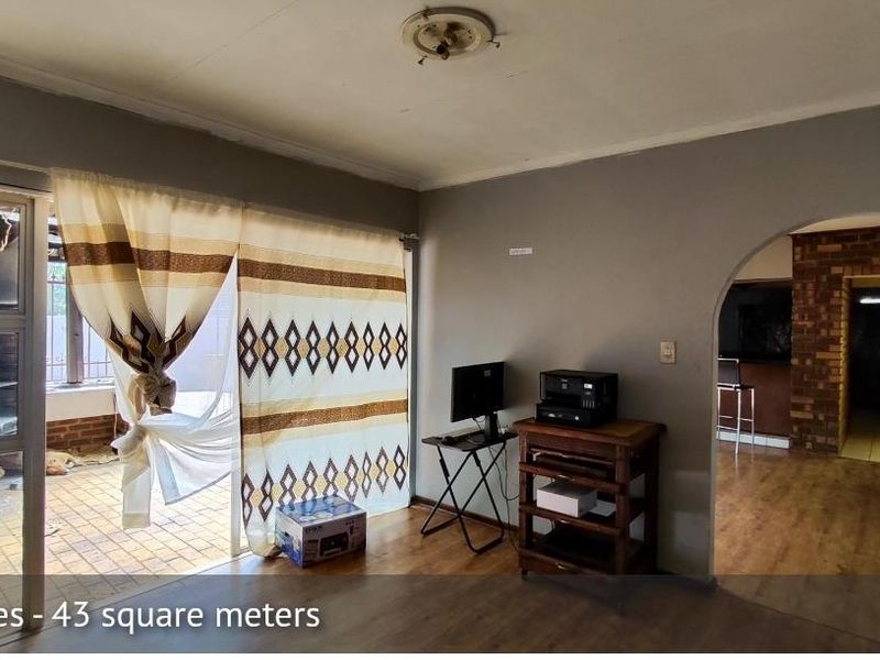 4 Stunning Bedroom House In Birch Acres - Photo 4