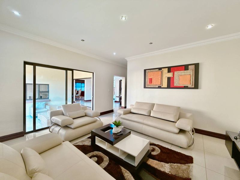 A Contemporary Corner-Stand Home  for Sale in Blue Valley Golf Estate - Photo 8